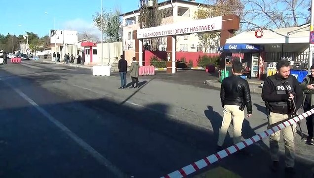 - Diyarbakır’da emniyet binası önünde şüpheli paket alarmı