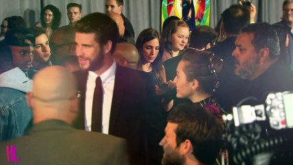 Video herunterladen: Miley Cyrus & Liam Hemsworth Are Married? | Hollywoodlife