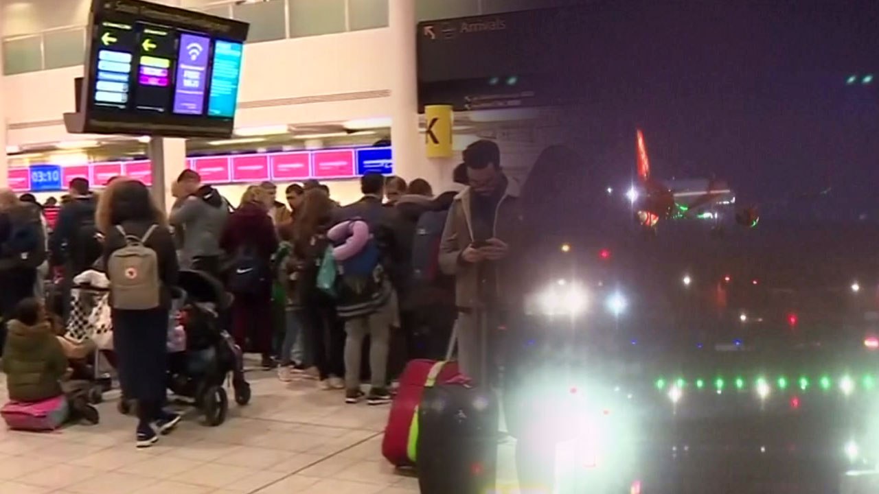 英 공항 '드론 사태' 수사 미궁...애초 드론 없었다? / YTN