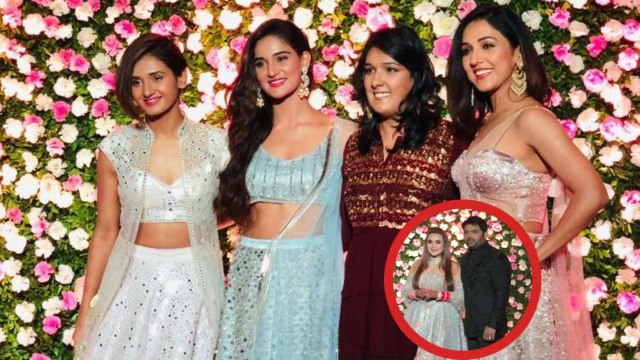 Kapil Ginni Reception: Shakti Mohan, Mukti Mohan, Kriti Mohan & Neeti Mohan attends party |FilmiBeat
