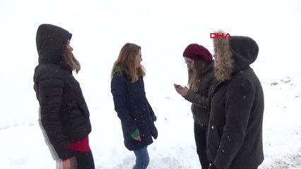 Muş'ta Karda Mahsur Kalan Öğretmenler Kurtarıldı