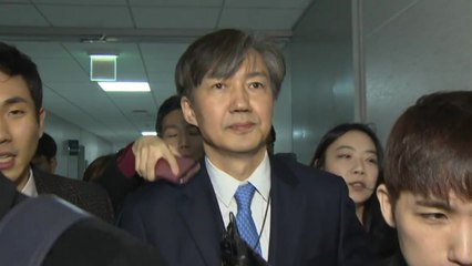 靑 특감반 논란 "조국 사퇴" vs "정치공세" / YTN