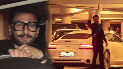 Télécharger la video: Malaika Arora Arjun Kapoor Celebrate Christmas, Ranveer, Sidharth, Karan Party