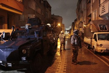 İstanbul'da 32 Adrese Narkotik Operasyonu: 40 Gözaltı