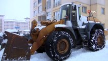 Bitlis’te karla mücadele çalışmalarına devam ediliyor