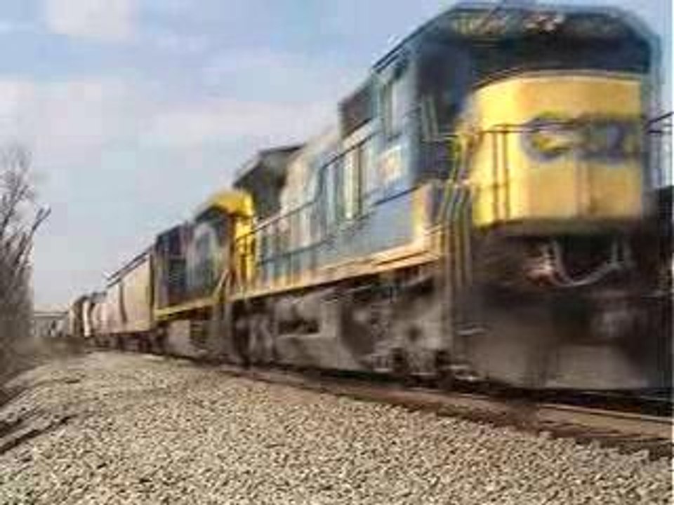 CSXT 7562 - Q302-02