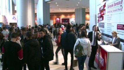 Eğitim ve Kariyer Fuarı’nda öğrencilere geleceğin meslekleri uyarısı