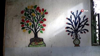 3 asırlık bina definecilerin uğrak yeri oldu