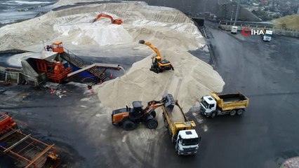 İstanbul'da Buzlanmaya Karşı 235 Bin Ton Tuz Hazır