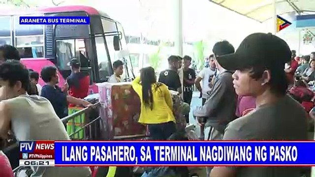 Ilang pasahero, sa terminal nagdiwang ng Pasko
