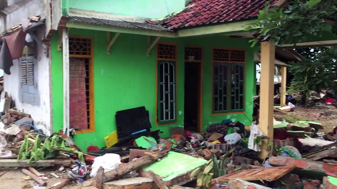 Indonesien: Zahl der Toten nach Tsunami steigt auf mehr als 420