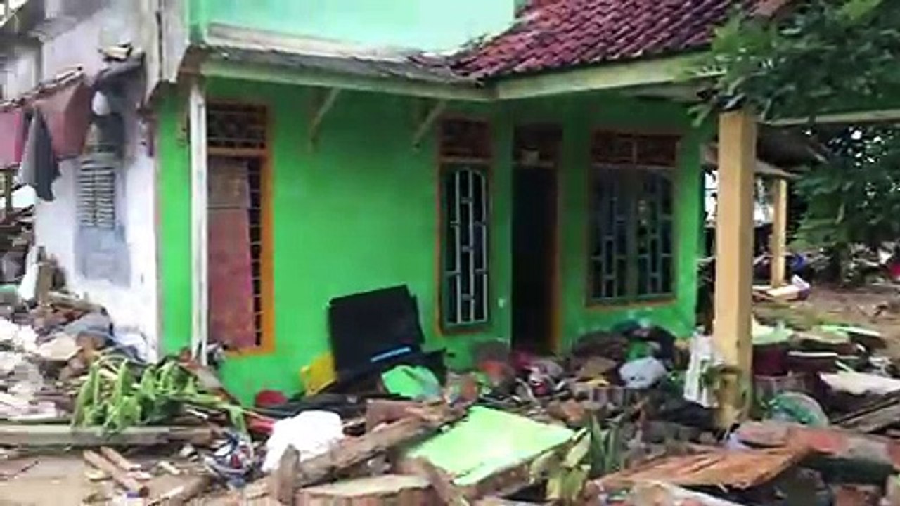 Indonesien: Zahl der Toten nach Tsunami steigt auf mehr als 420