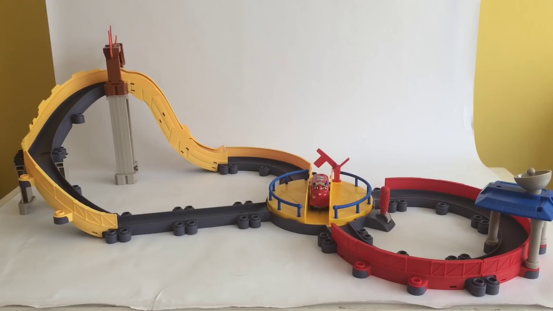 Chuggington StackTrack Motorized High Speed Rescue Wilson Unboxing Tomy ||  Keith's Toy Box - video Dailymotion