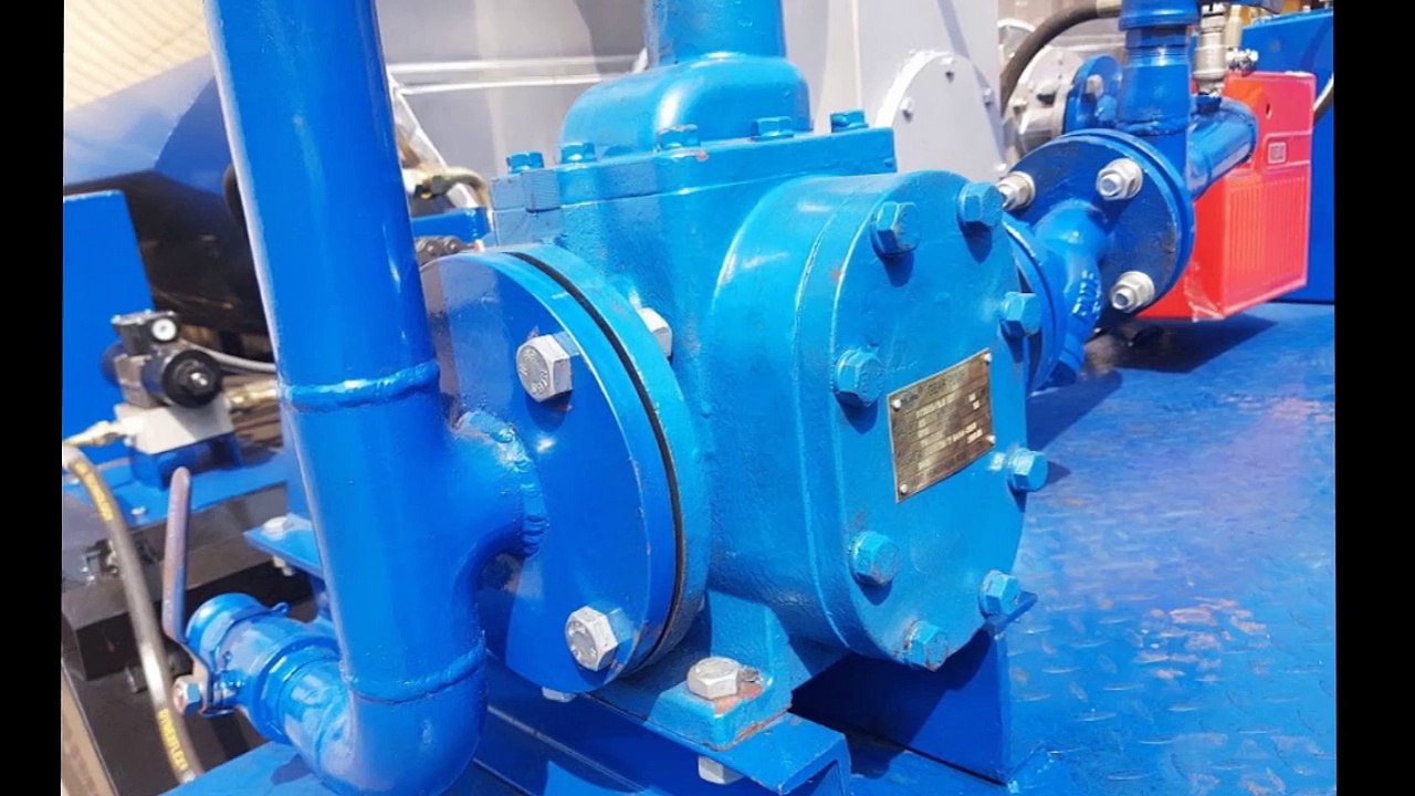 Xe bồn phun tưới nhựa đường nhũ tương, xe bồn chở nhựa đường