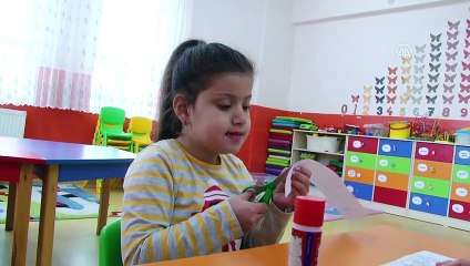 Skolyoz hastası kızlarının tedavisi için yardım bekliyorlar - SAKARYA