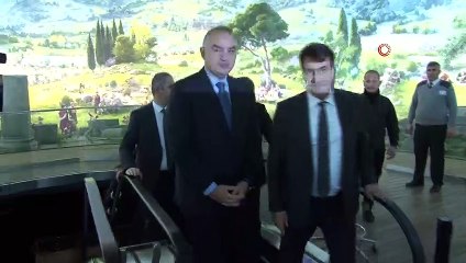 Bakan Ersoy Panorama Fetih Müzesi’ne hayran kaldı