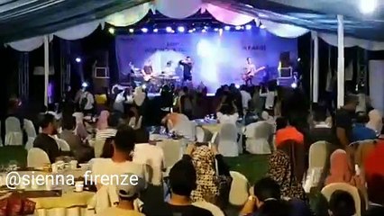 Detik Detik Terjadinya Tsunami di Tanjung Lesung, Lampung, Indonesia Saat Group Band Seventeen Performance 22 Desember 2018.