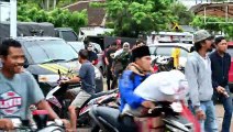 Fome e doenças atingem vítimas de tsunami na Indonésia