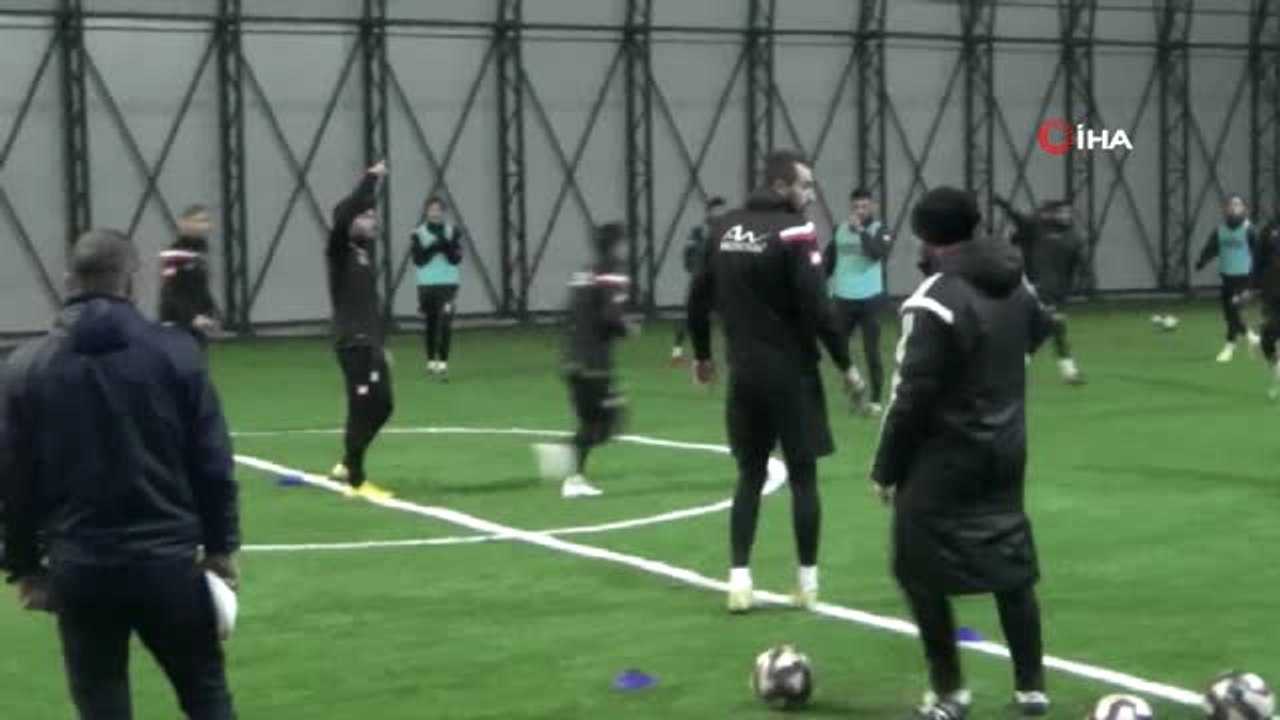 Profesyonel Liglerin Namağlup Takımı, İkinci Yarıda Unvanını Korumak İstiyor