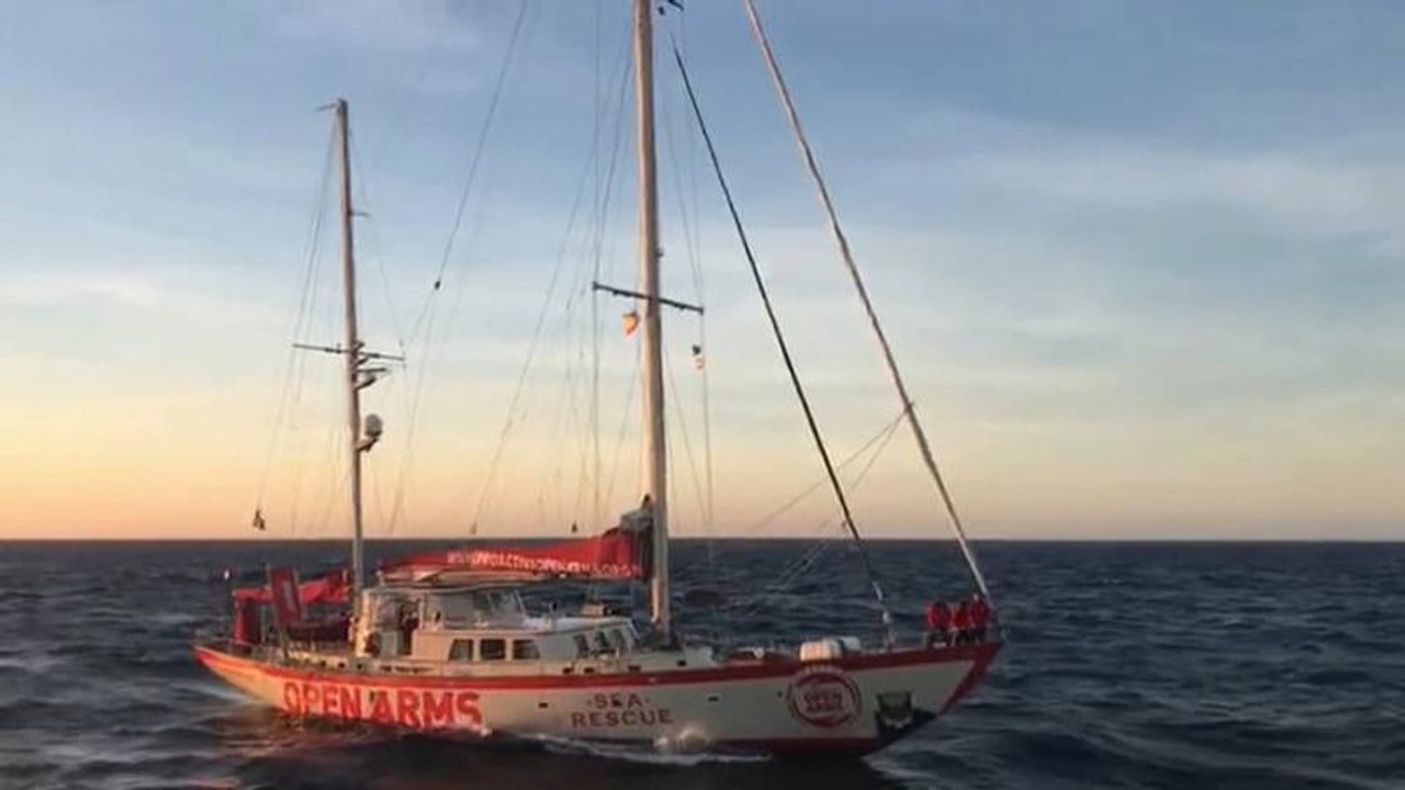 Migranti: il Natale a bordo della Open Arms