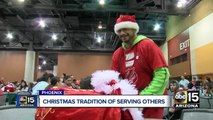Salvation Army hosts Christmas dinner in Phoenix