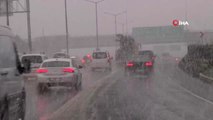 İstanbul Avrupa Yakasında Kar Yağışı Etkili Oluyor