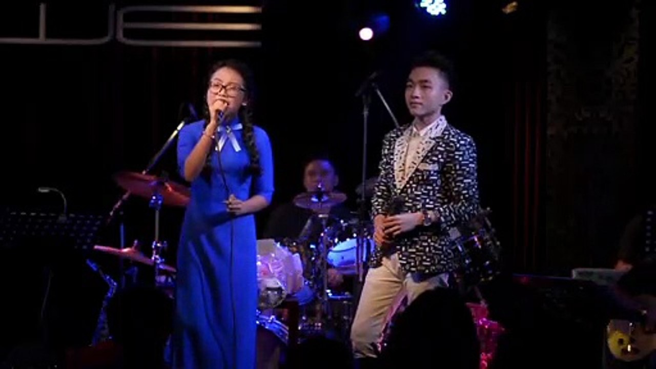 NỐI LẠI TÌNH XƯA - Phương Mỹ Chi ft. Trung Quang l Minishow Thương Về Miền Trung