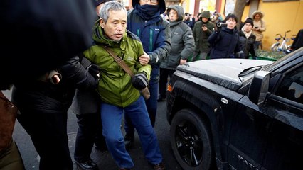 شرطة الصين تطوّق قاعة محكمة تنظر قضية حقوقي بارز