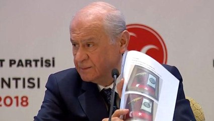 Bahçeli, Hulusi Akar'a Arşivinden Çıkardığı Fotoğrafla Destek Verdi
