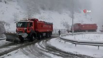 Bolu Dağı’nda Kar Yağışı Devam Ediyor