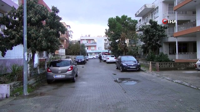 Manavgat’ta kağıt toplayıcı kadınlar rögar kapağını böyle çaldı