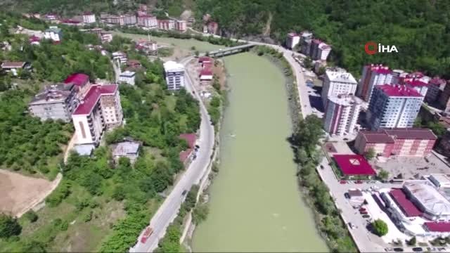 Vefalı Eller ve Gülen Yüzler' Yaşlı ve Hastaların Yardımına Koşuyor