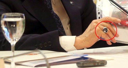 Bahçeli, Gazetecilerin Merakı Üzerine Yüzüğündeki Detayları Anlattı
