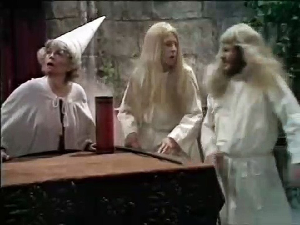 The Goodies - Stuff That Gibbon Clip