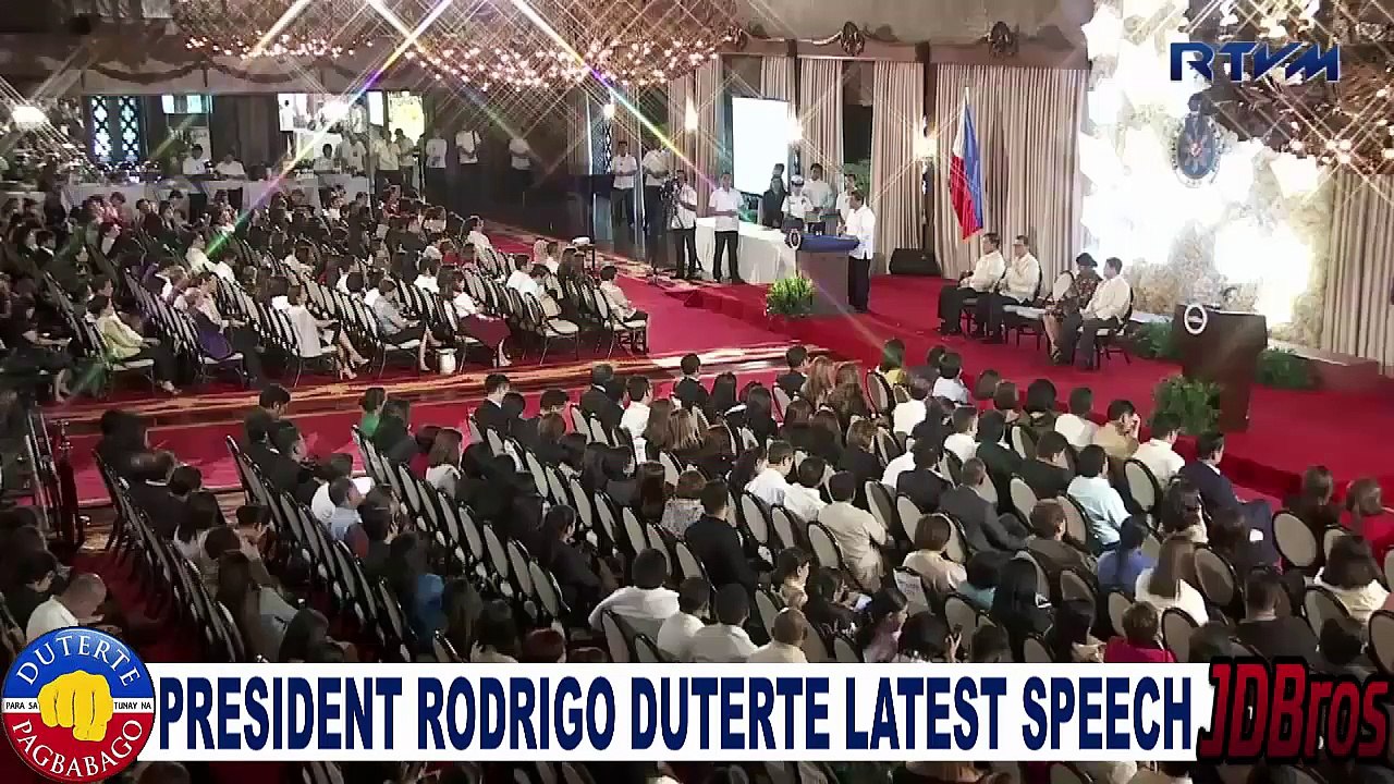 PRESIDENT DUTERTE NAG JOKE MUNA BAGO NAGSERMON TUNGKOL KAY KIKO PANGILINAN