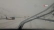 Kahramanmaraş-Kayseri Yolunda Kar Yağışına Hazırlıksız Yakalanan Sürücüler Yolda Kaldı