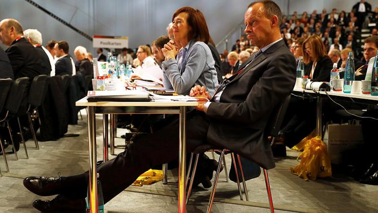 Was wird aus Merz? Kramp-Karrenbauer dämpft Hoffnungen