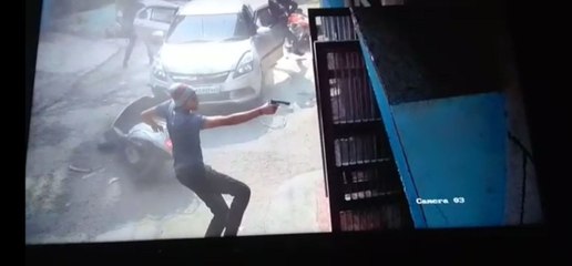 Caught on Camera: 40-year-old Delhi man escapes gun attack by a whisker