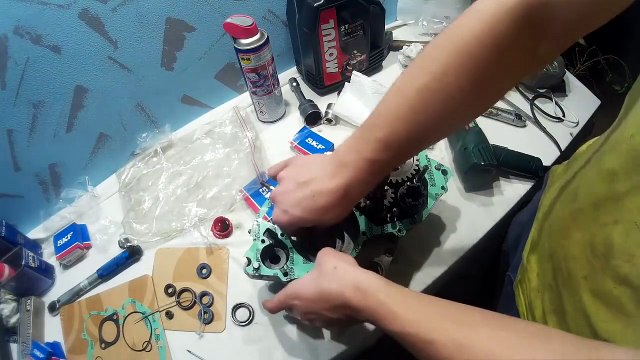 ENGINE REBUILD - 2 PROJECT 2T ROTAX 122 APRILIA RS CRANKSHAFT ( 720 X 1280 )