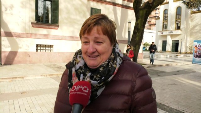 Ora News -Ndryshime në qeveri? Qytetarët: Politika ka nevojë për emra të rinj