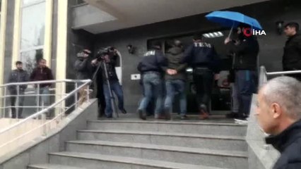 Gözaltına Alınan Hdp'li Başkanın Evinden Fetö'nün Yayınları Çıktı