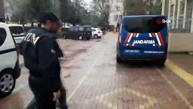 Gözaltına alınan HDP'li başkanın evinden FETÖ'nün yayınları çıktı