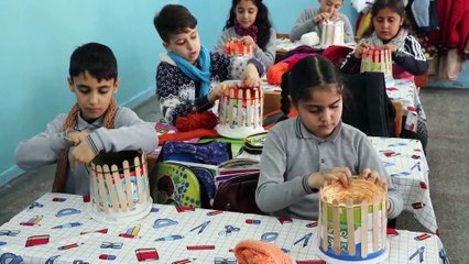 İlmekleri köy okulundaki kardeşleri için attılar - MANİSA