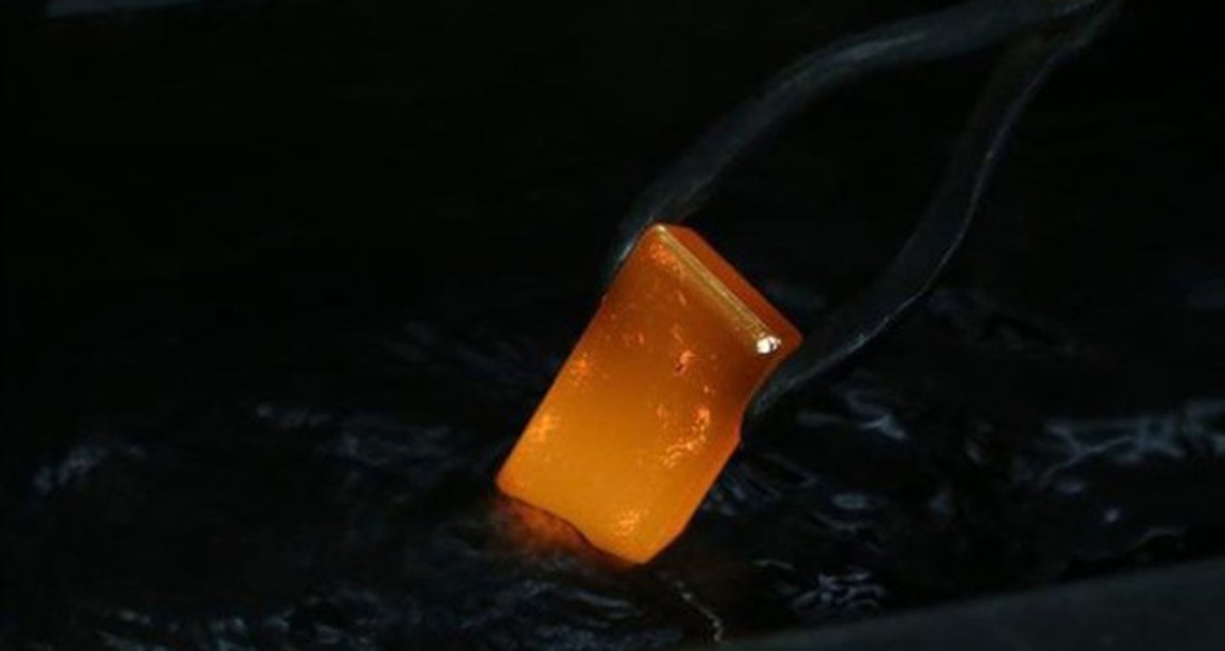 Dünya Bu Haberi Konuşuyor! Çinli Bilim Adamları Bakırı Altına Dönüştürdü