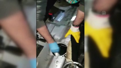 Uyuşturucuyu otomobilin yakıt deposuna sakladılar - HATAY
