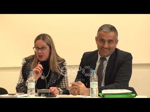 Ora News - LSI në Korçë bashkon votat me PS, miratohet buxheti i qytetit