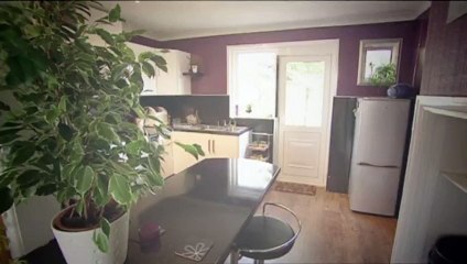 Homes Under the Hammer S13 - Ep42 -. Part 02 HD Watch