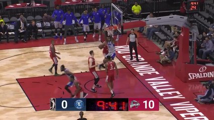 Ray Spalding hammers it home