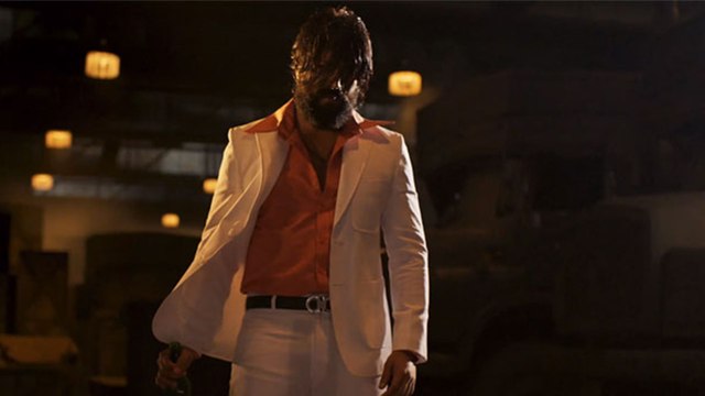 KGF Movie: 'ಕೆ.ಜಿ.ಎಫ್' ಹೊಸ ಮೈಲಿಗಲ್ಲು.! | FILMIBEAT KANNADA