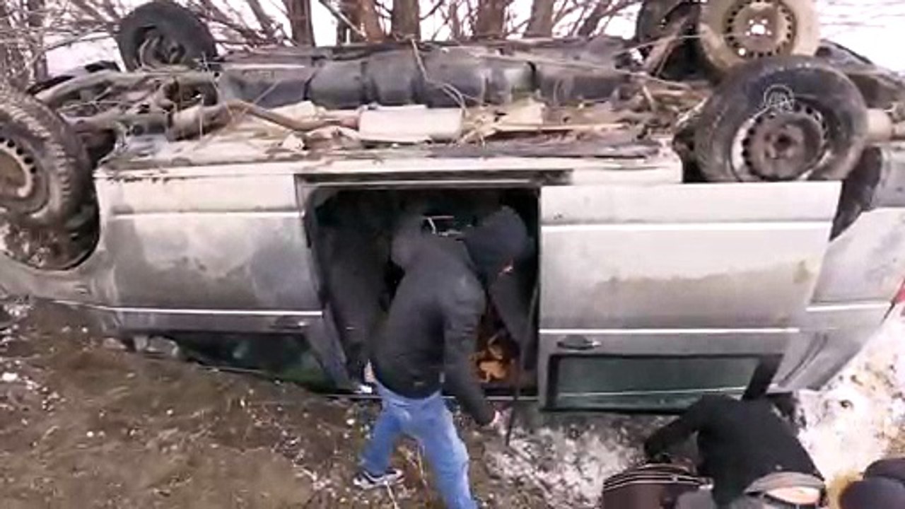 Cenaze yolunda trafik kazası: 4 yaralı - ERZİNCAN